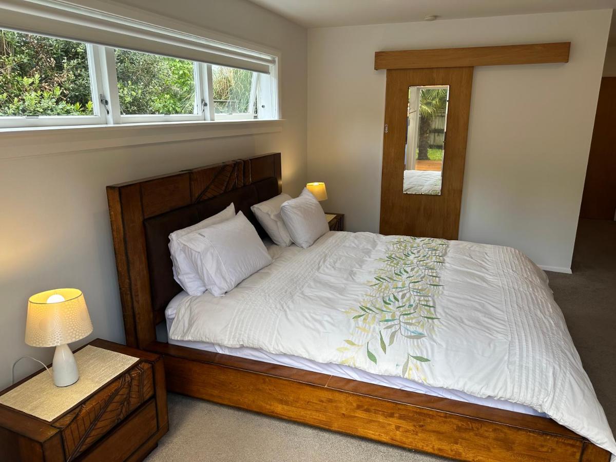 The Perfect Getaway For Two In A Large Suite Whanganui Luaran gambar